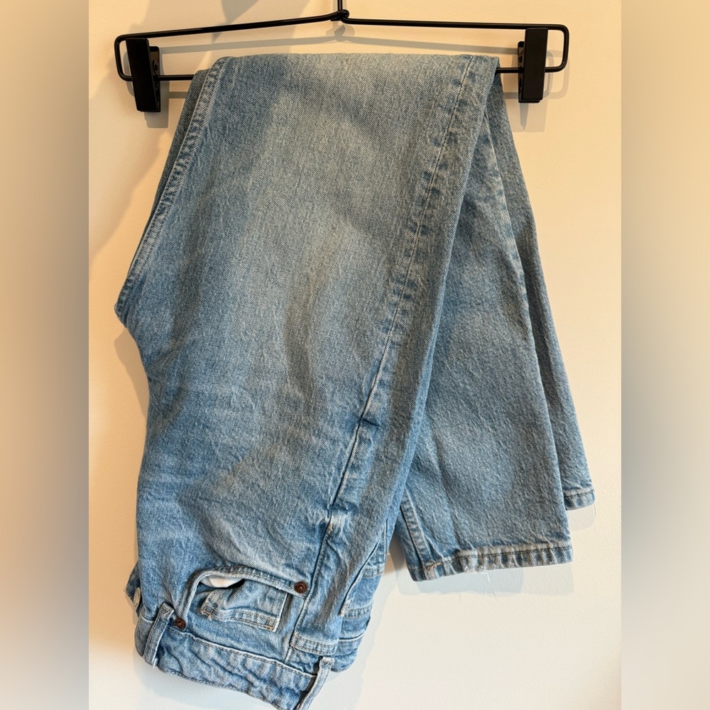 Zara jeans, light washed